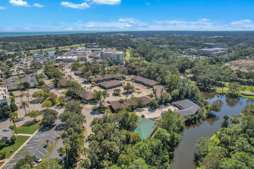 13000 Sawgrass Village Cir, Ponte Vedra Beach, FL à louer - Photo de l’immeuble – Image 3 sur 3