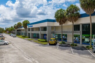 Plus de détails pour 1000 Park Centre Blvd, Miami, FL - Bureau/Local commercial, Local d'activités à louer