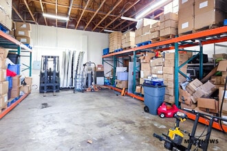 100 Commerce Way, Sanford, FL à louer Photo intérieure– Image 2 sur 4