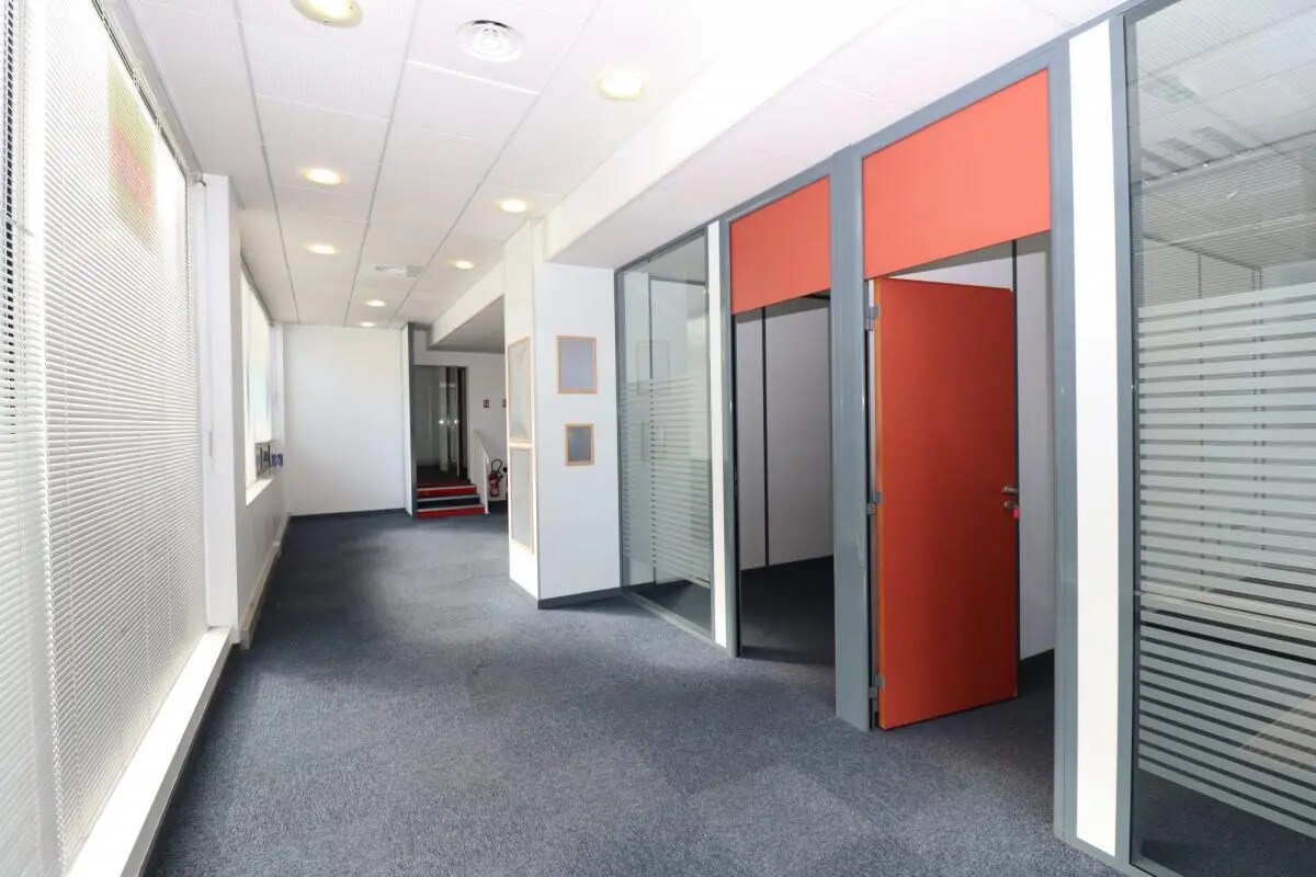 Bureau dans Palaiseau à louer Photo de l’immeuble– Image 1 sur 9