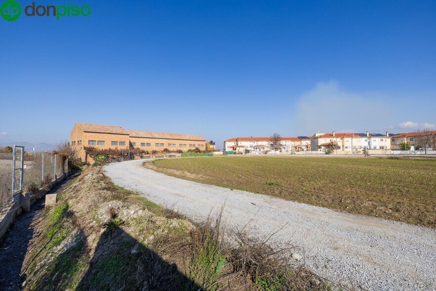 Camino Santa Fe, Vegas del Genil, Granada à vendre - Photo principale – Image 1 sur 20