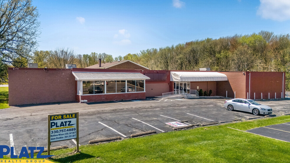 114 Javit Ct, Youngstown, OH à vendre - Photo de l’immeuble – Image 2 sur 12