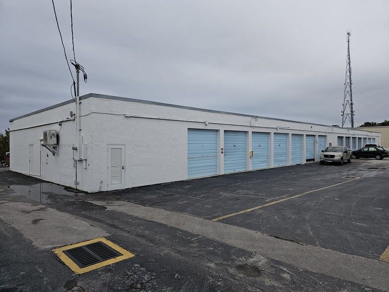 1233 Old Dixie Hwy, Lake Park, FL à vendre - Photo de l’immeuble – Image 2 sur 6