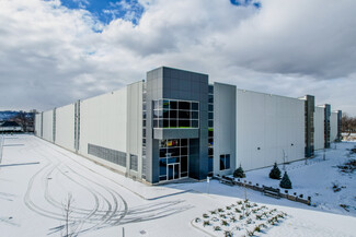 Plus de détails pour 16 Studebaker Pl, Hamilton, ON - Industriel/Logistique à vendre