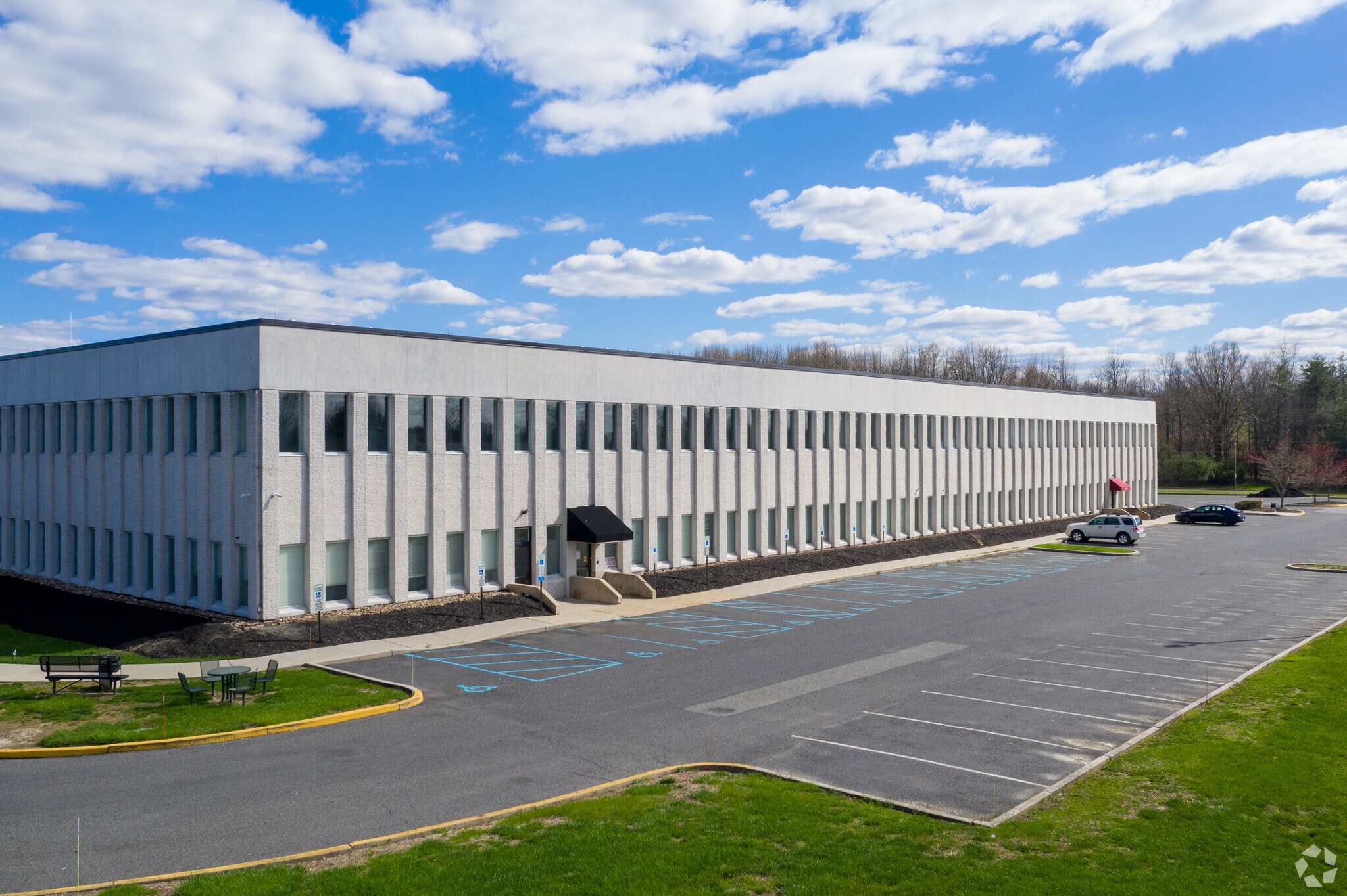 401 White Horse Rd, Voorhees, NJ à louer Photo principale– Image 1 sur 18