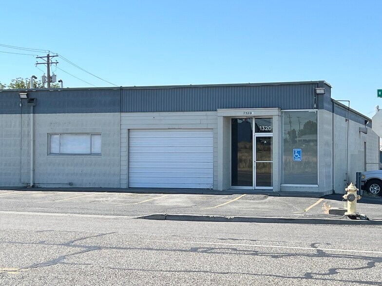 1320 W A St, Pasco, WA à vendre - Photo de l’immeuble – Image 3 sur 30