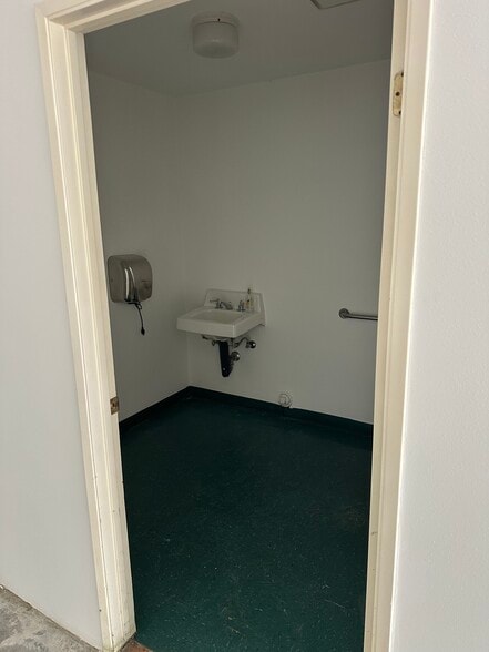 1302 Sepulveda Blvd, Harbor City, CA à louer - Photo de l’immeuble – Image 3 sur 6