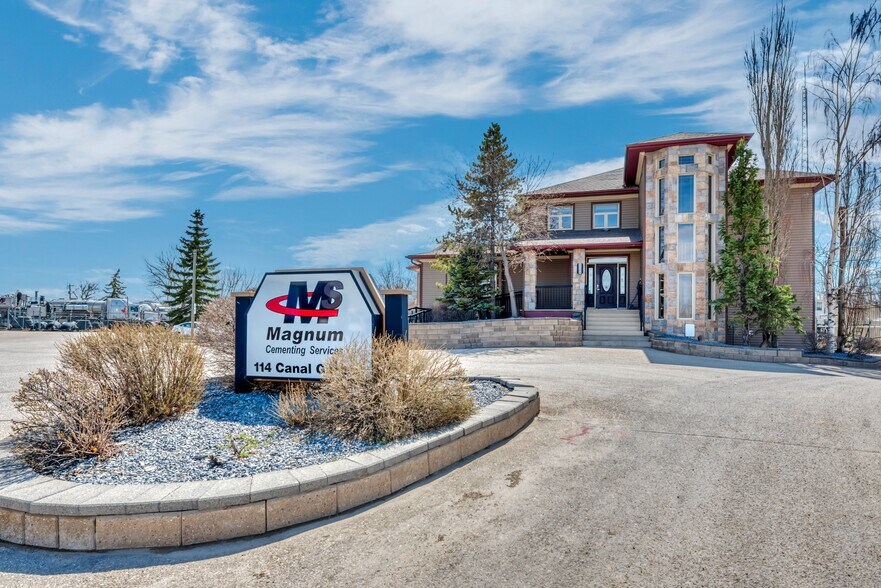 118 Canal Gdns, Strathmore, AB à vendre - Photo de l’immeuble – Image 2 sur 34