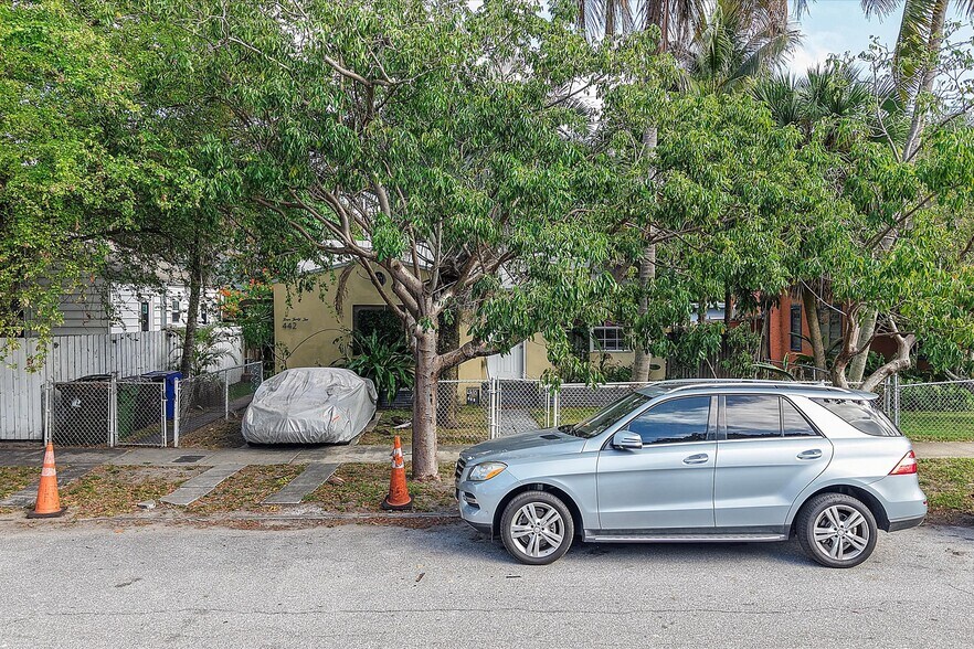 442 NE 1st Ave, Fort Lauderdale, FL à vendre - Photo de l’immeuble – Image 3 sur 6