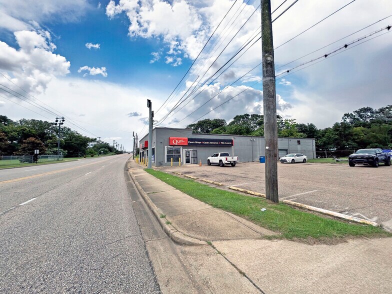 855 Maxwell Blvd, Montgomery, AL à vendre - Photo de l’immeuble – Image 2 sur 4