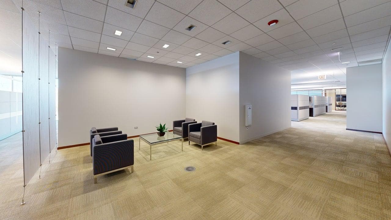 2135 CityGate Ln, Naperville, IL à louer Photo intérieure– Image 1 sur 15