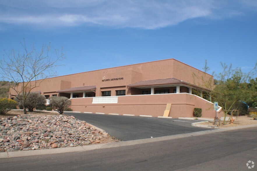 16508 E Laser Dr, Fountain Hills, AZ à louer - Photo de l’immeuble – Image 3 sur 14
