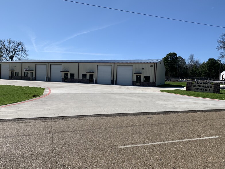 7111 Alumax Rd, Nash, TX à louer - Photo de l’immeuble – Image 1 sur 7