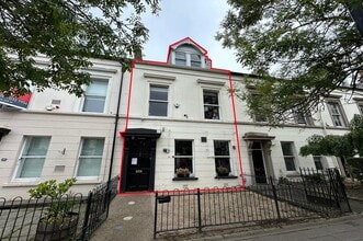 44 University Rd, Belfast à louer Photo de l’immeuble– Image 1 sur 5