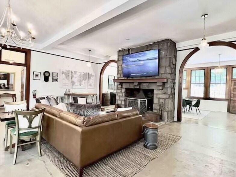 30 Lookout Rd, Asheville, NC à vendre - Photo de l’immeuble – Image 2 sur 9
