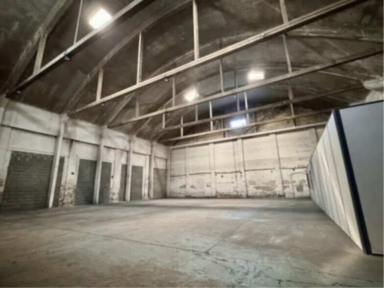 Local d'activités dans Le Havre à vendre - Photo intérieure – Image 2 sur 2