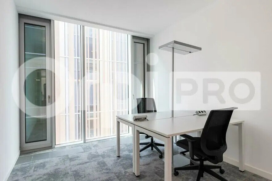 Bureau dans Paris à louer - Photo de l’immeuble – Image 2 sur 8