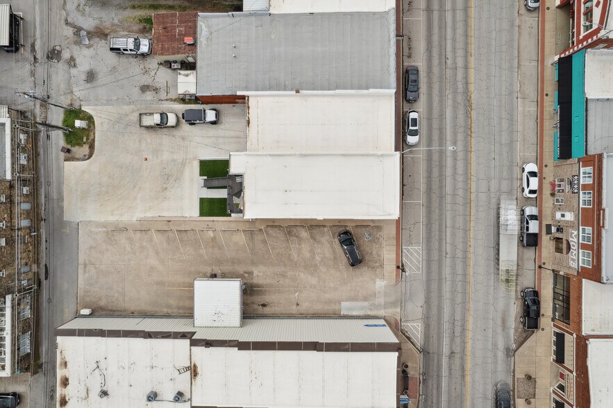 216 E Rogers Blvd, Skiatook, OK à vendre - Photo de l’immeuble – Image 3 sur 38