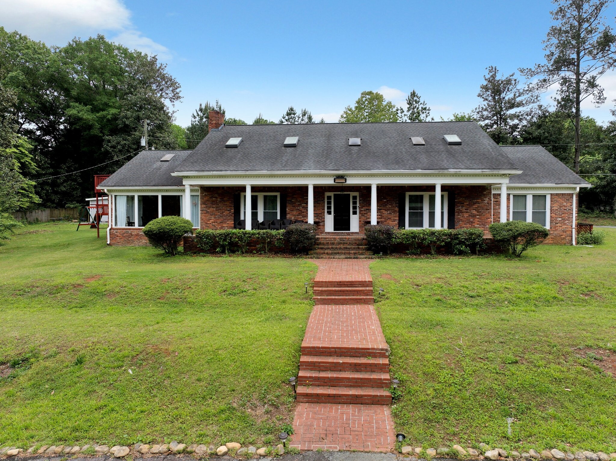 3444 Club Dr, Lawrenceville, GA à vendre Photo de l’immeuble– Image 1 sur 21