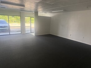 2312 Apalachee Pky, Tallahassee, FL à louer Photo intérieure– Image 2 sur 7