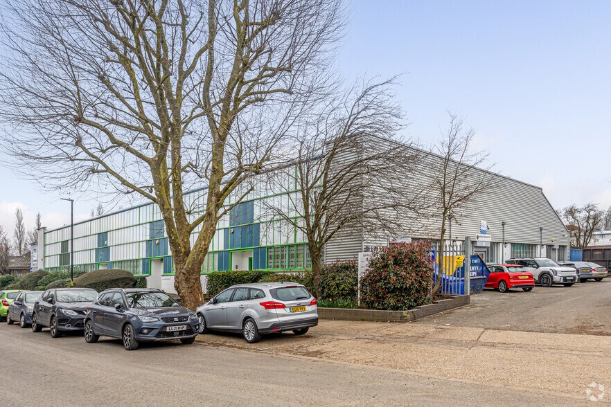 Swallowfields, Welwyn Garden City à vendre - Photo de l’immeuble – Image 2 sur 12