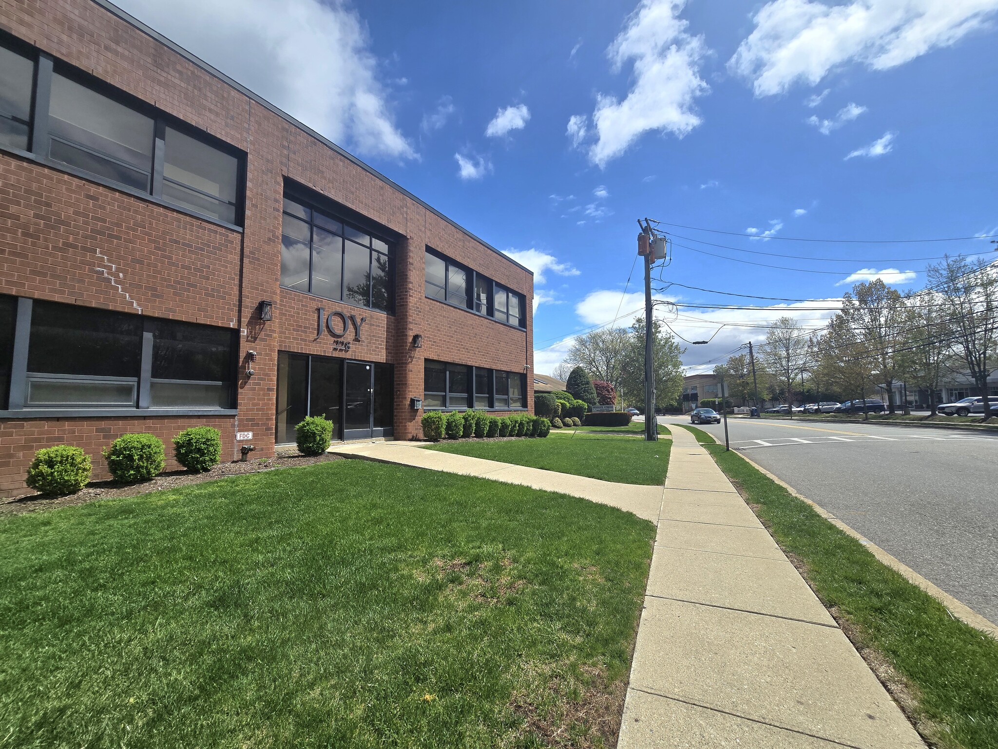 228 Rivervale Rd, River Vale, NJ à vendre Photo de l’immeuble– Image 1 sur 36