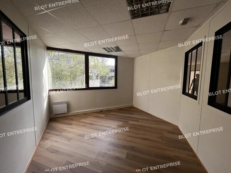 Bureau dans Rennes à vendre - Photo intérieure – Image 3 sur 11