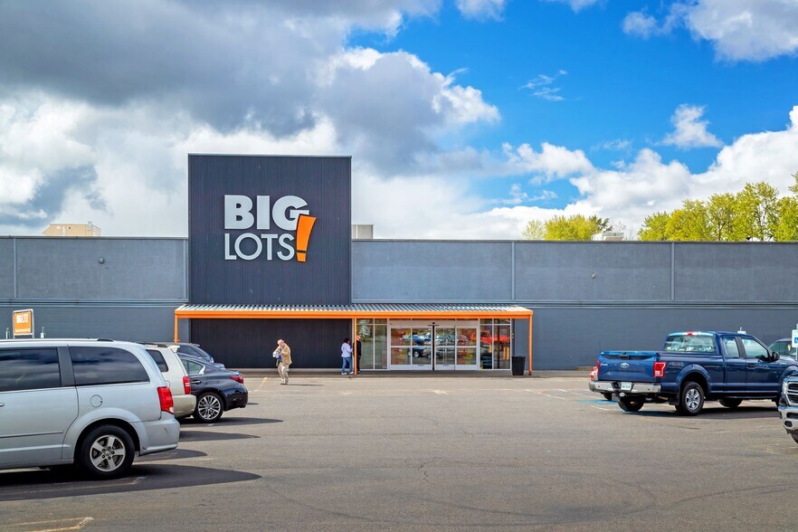1314 72nd St E, Tacoma, WA à louer - Photo de l’immeuble – Image 3 sur 7