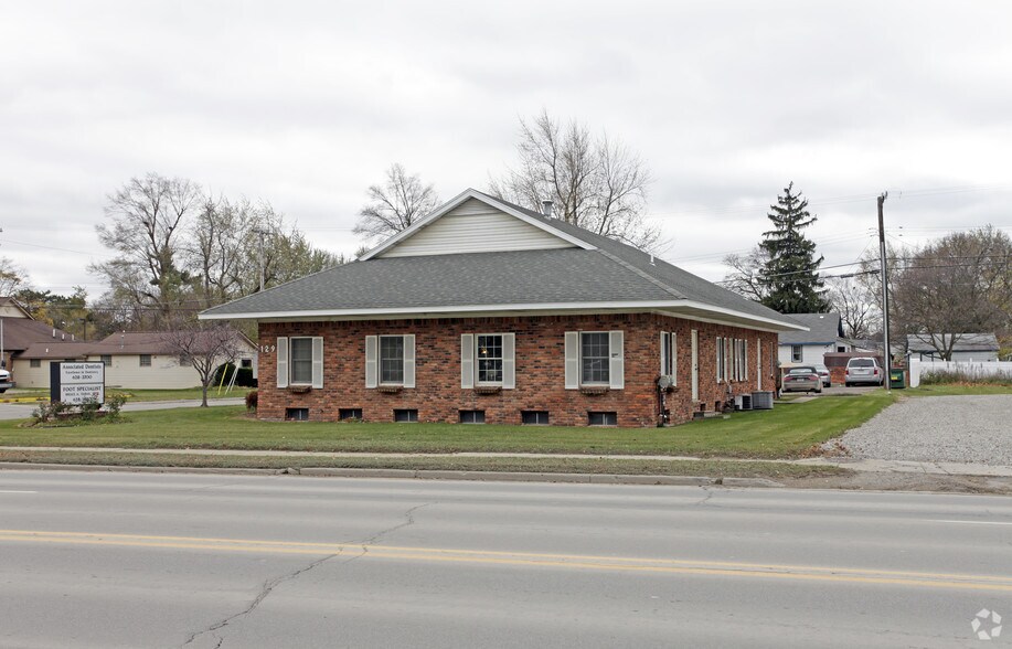 129 S Washington St, Oxford, MI à louer - Photo de l’immeuble – Image 2 sur 2