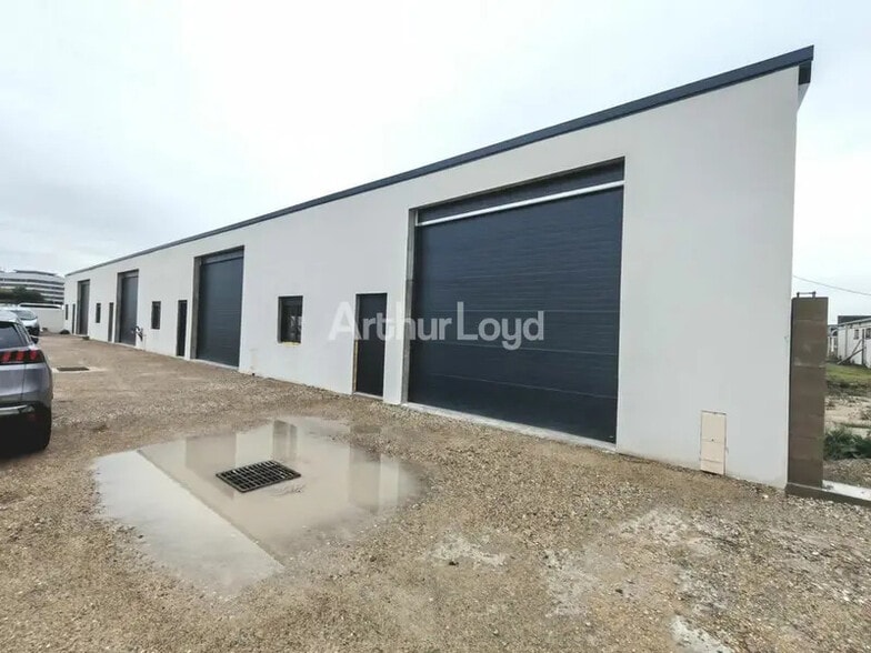 Industriel/Logistique dans Reims à louer - Photo de l’immeuble – Image 2 sur 4