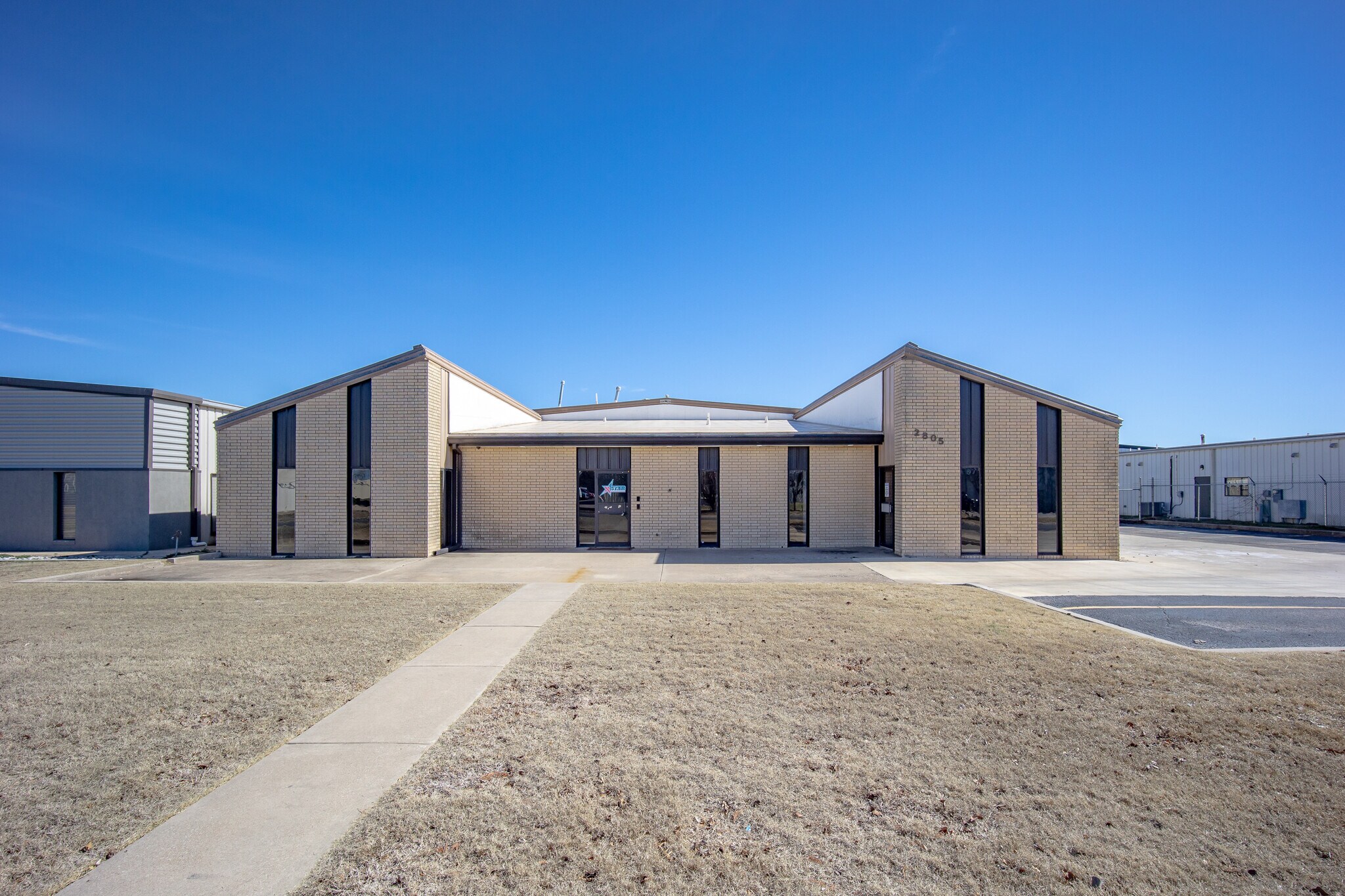 2805 Broce Dr, Norman, OK à vendre Photo principale– Image 1 sur 71