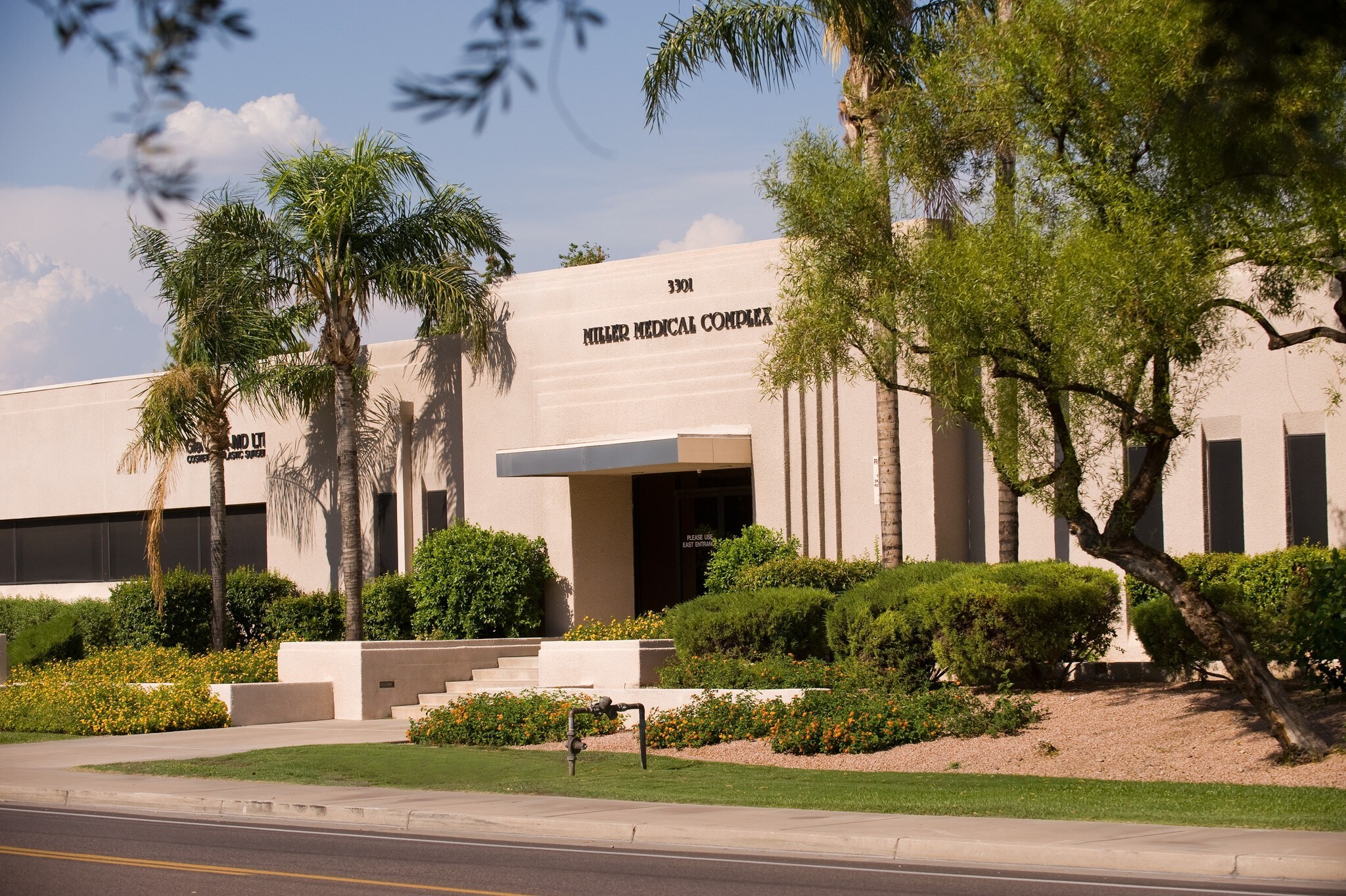 3301 N Miller Rd, Scottsdale, AZ à louer Photo principale– Image 1 sur 7
