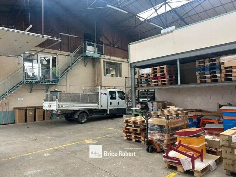 Local d'activités dans Villefranche-sur-Saône à vendre - Photo intérieure – Image 3 sur 8