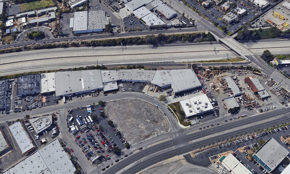 3090 E Airport Way, Long Beach, CA à louer - Aérien – Image 2 sur 6