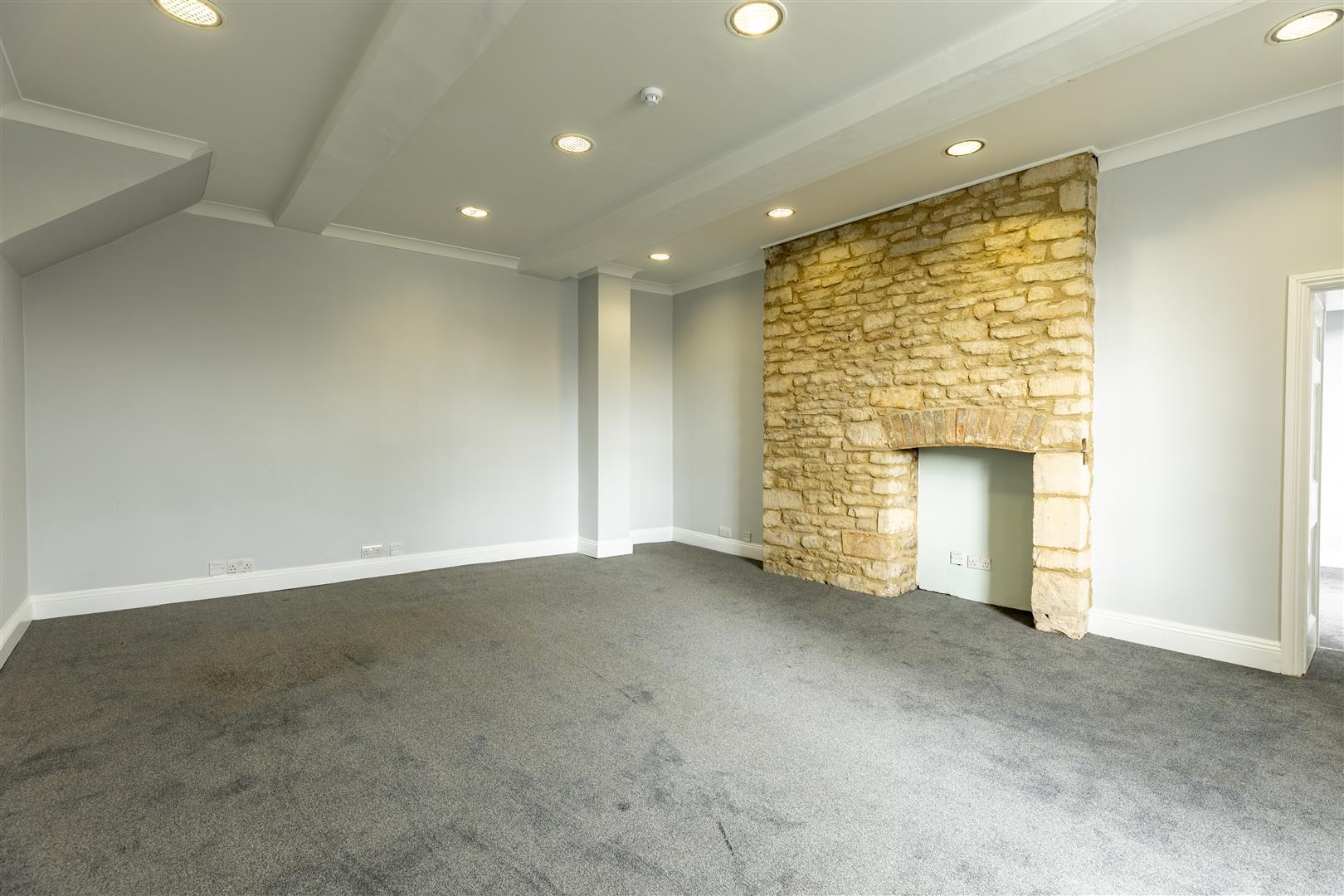 57 Dyer St, Cirencester à louer Photo intérieure– Image 1 sur 10