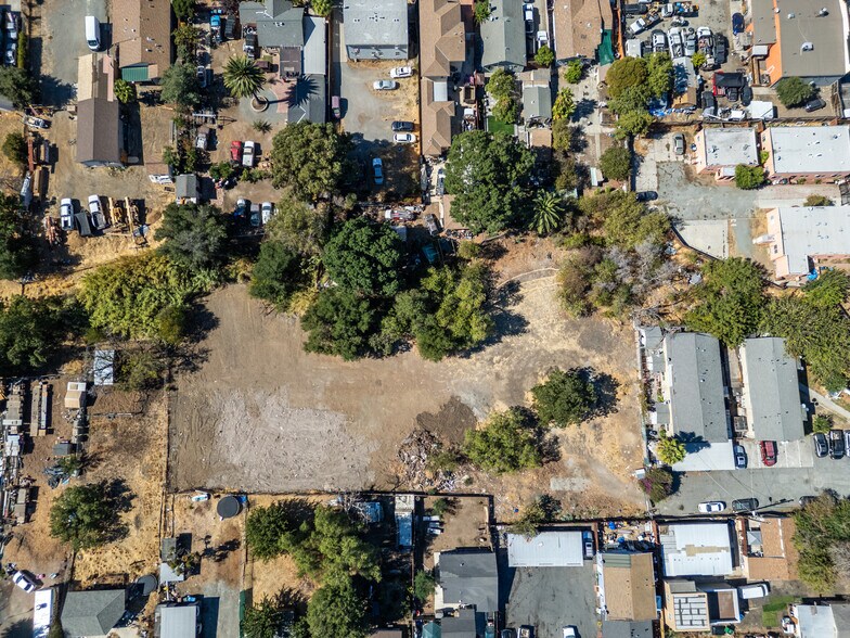 0 Mountain View Ave, Bay Point, CA à vendre - Photo de l’immeuble – Image 3 sur 7