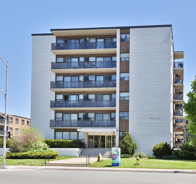 1059 Don Mills Rd, Toronto, ON à vendre - Photo de l’immeuble – Image 3 sur 15