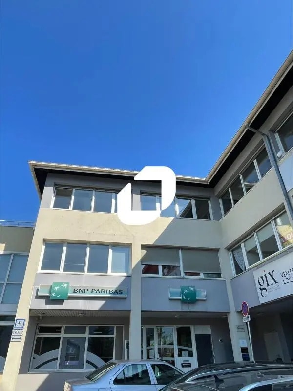 Bureau dans Saint-Ismier à louer Photo de l’immeuble– Image 1 sur 8