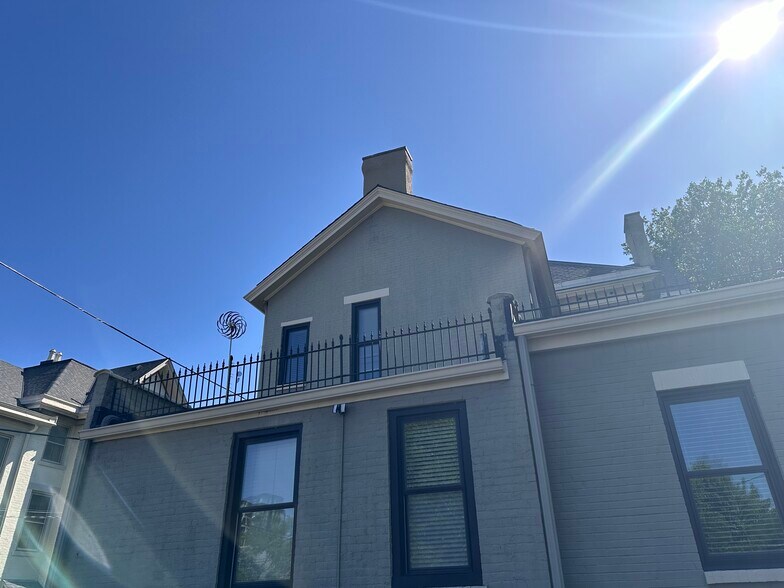 411 Garrard St, Covington, KY à vendre - Photo de l’immeuble – Image 2 sur 3
