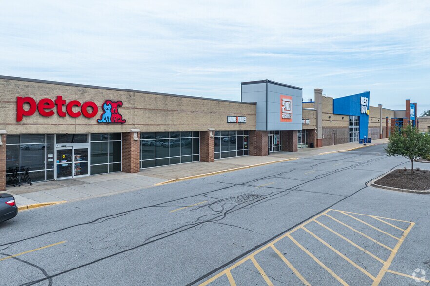 10143-10451 Indianapolis Blvd, Highland, IN à louer - Photo principale – Image 1 sur 4