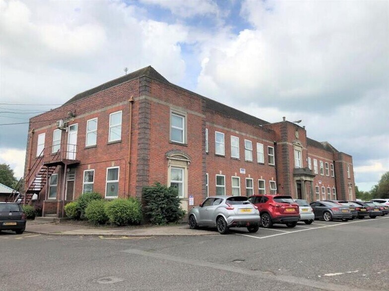 Cresswell Ln, Stoke On Trent à louer - Photo de l’immeuble – Image 3 sur 16