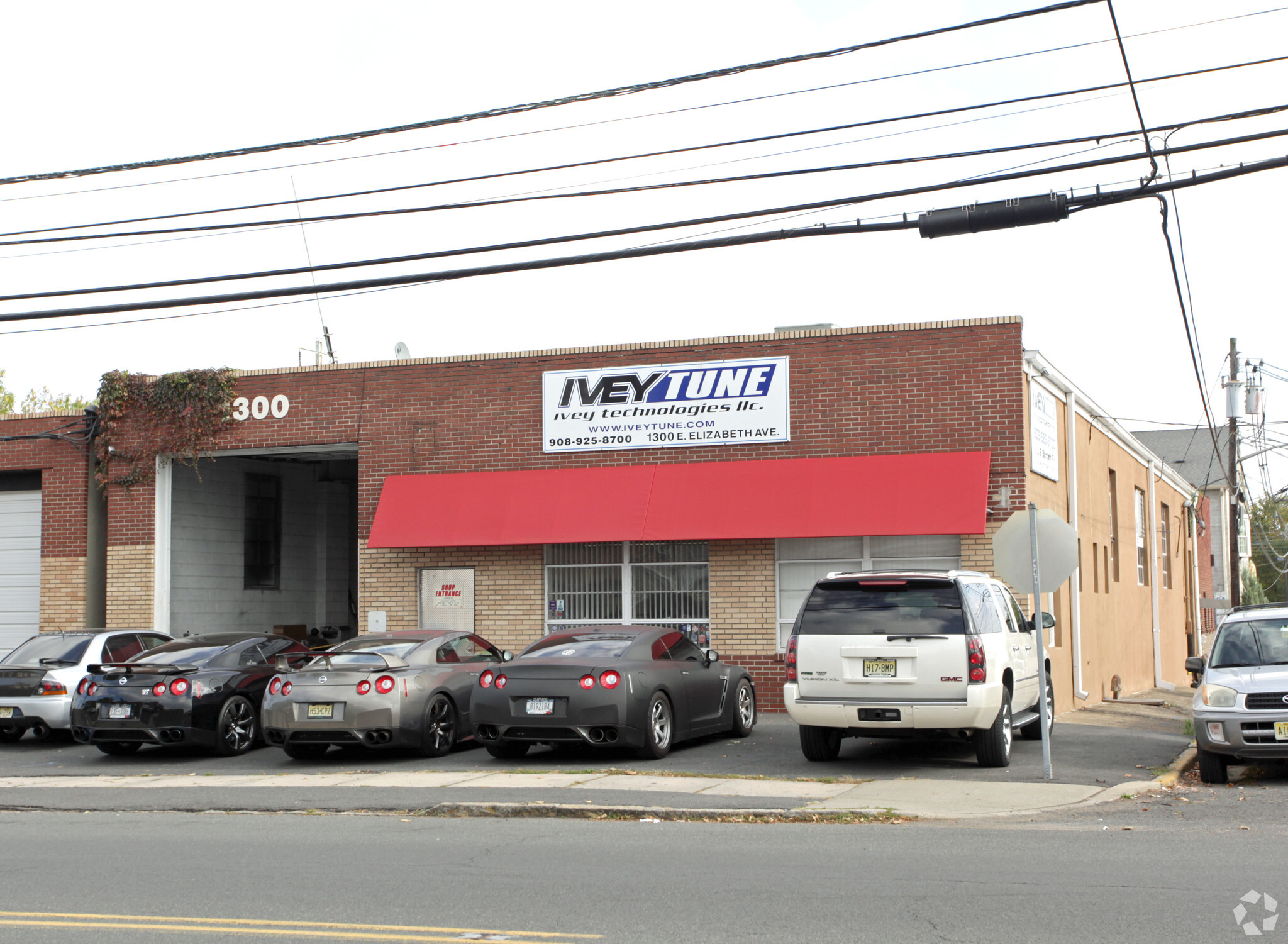 1300 E Elizabeth Ave, Linden, NJ à louer Photo de l’immeuble– Image 1 sur 4