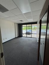 7401 Coldwater Rd, Fort Wayne, IN à louer Photo intérieure– Image 2 sur 4