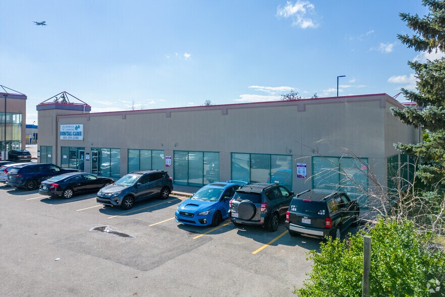 3383 26th Ave NE, Calgary, AB à vendre - Photo de l’immeuble – Image 2 sur 4