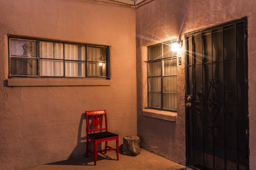 335 Espanola St NE, Albuquerque, NM à vendre - Photo de l’immeuble – Image 2 sur 6