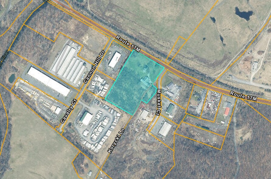 2733 Route 17M, New Hampton, NY à vendre - Photo de l’immeuble – Image 2 sur 2