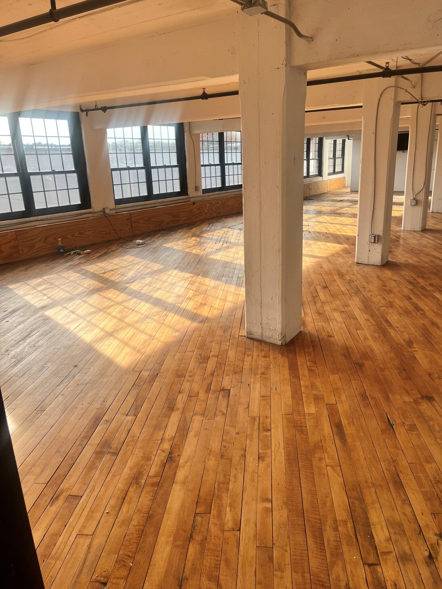 61 Endicott St, Norwood, MA à louer Photo intérieure– Image 1 sur 4