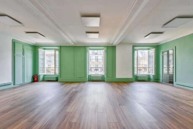 Plus de détails pour Bureau à louer