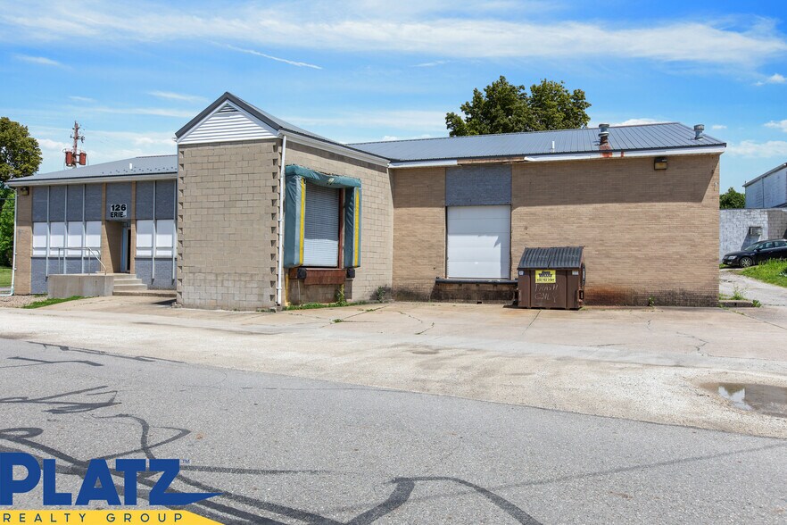 126 Erie St, Cortland, OH à vendre - Photo de l’immeuble – Image 2 sur 40