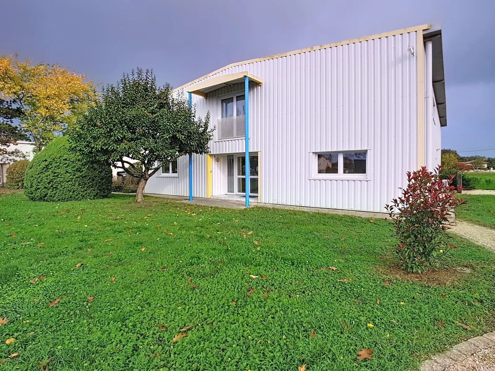 Local d'activités dans Fontenilles à vendre Photo de l’immeuble– Image 1 sur 17